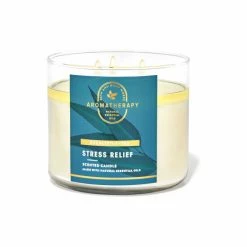 Bath & Body Works Eucalyptus Tea Eucalyptus Tea 3-Wick Candle 14.5 Oz / 411 G